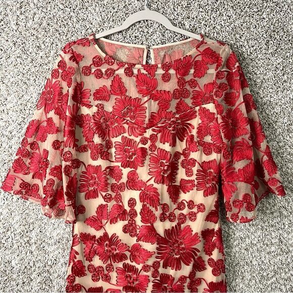 Trina Turk Dress Women’s 2 Red & Beige Floral Embroidered Bell Sleeve Sheath - Picture 2 of 11